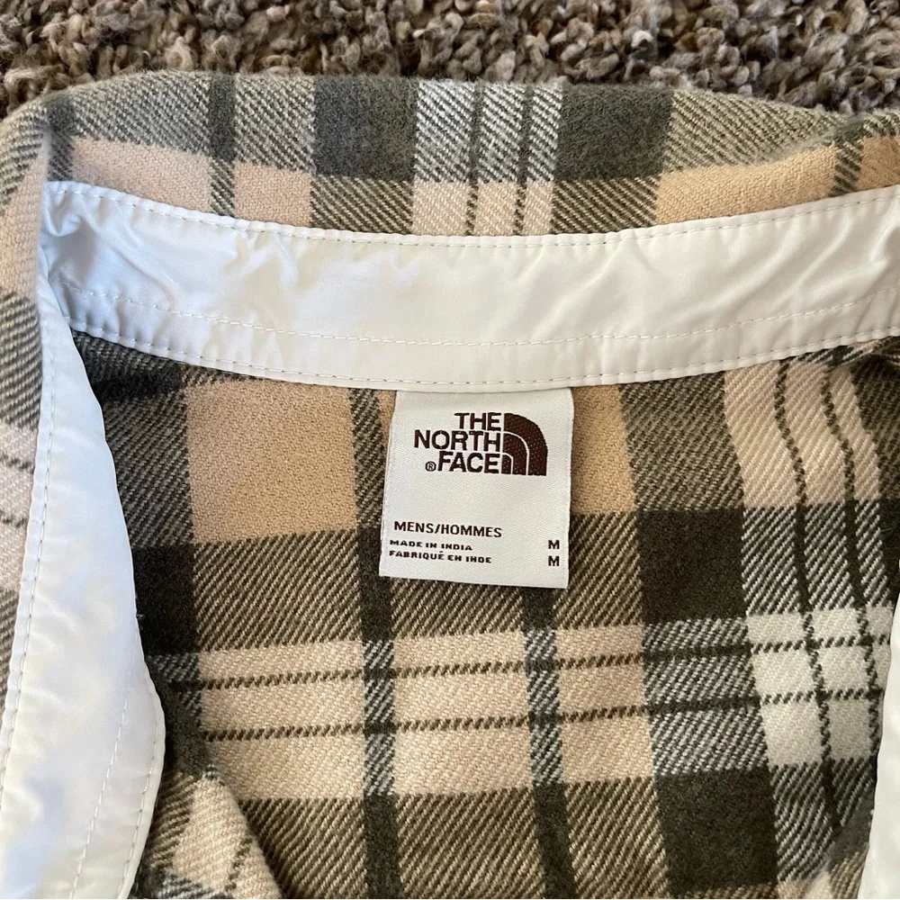 The North Face Long‎ Sleeve Plaid Flannel Button Down Shirt Men’s Size M Heavy